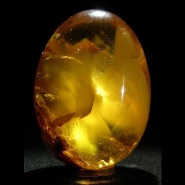 Gintaro dekoracija - kiaušinis „Gintaro pasaka“